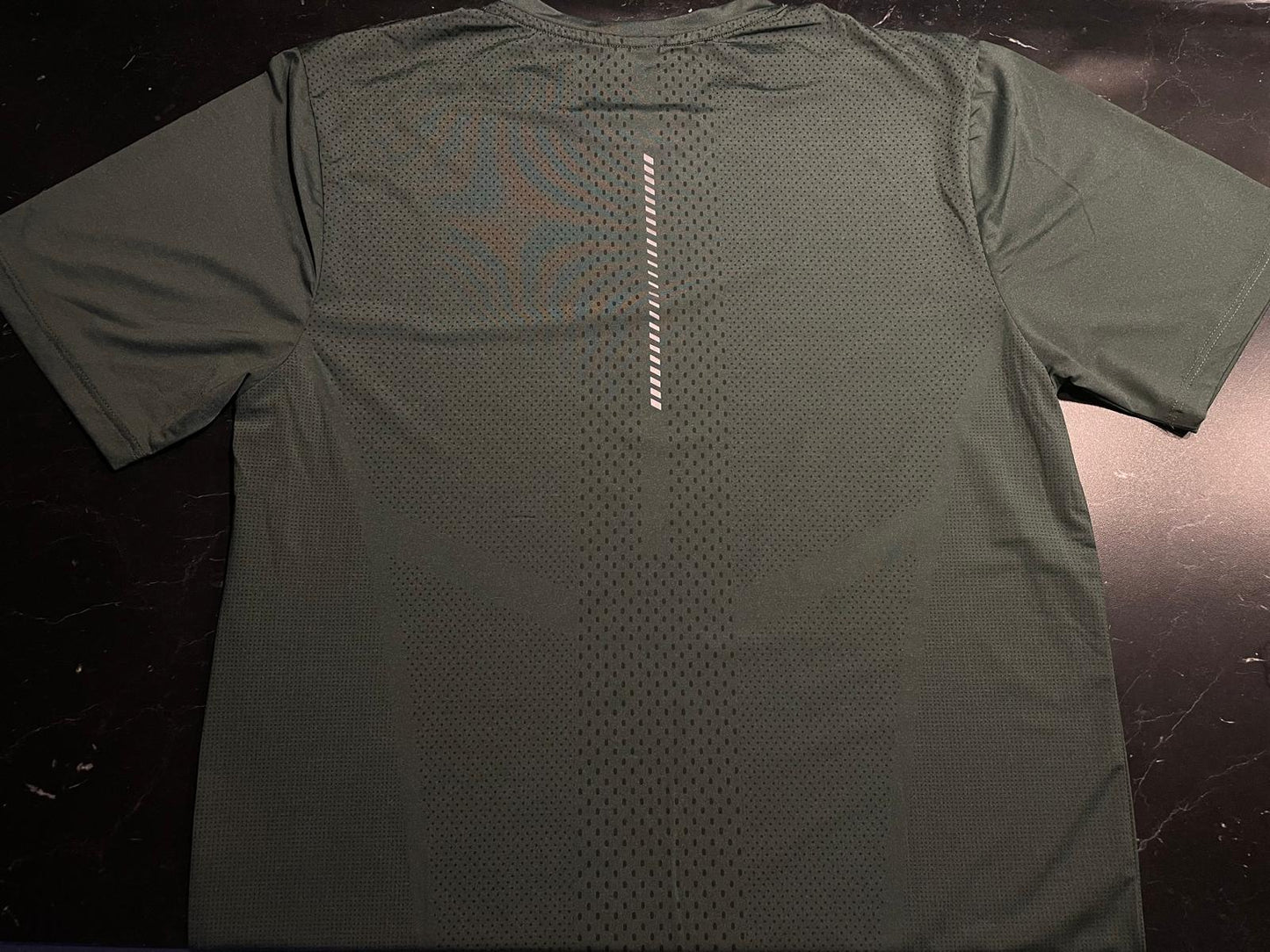 Mens Essential T-shirt - Army green